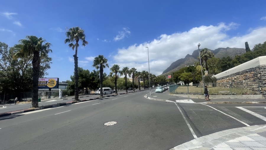 To Let commercial Property for Rent in Gardens Western Cape